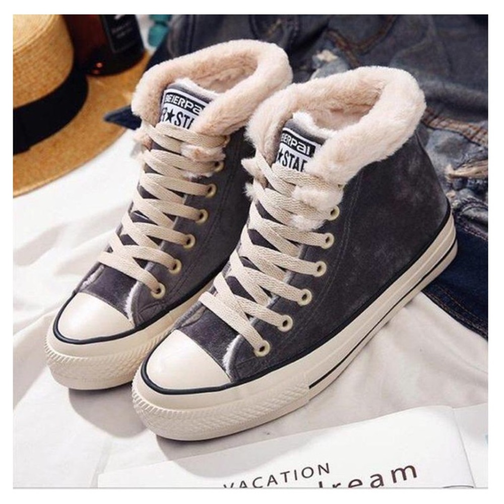 Cute Fur - Lined Converse Style Shoes in Gray